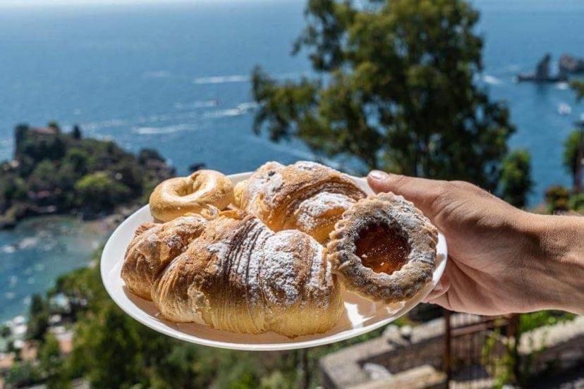 B&B La Bergerie Taormina Buitenkant foto