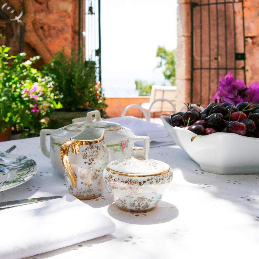 B&B La Bergerie Taormina Buitenkant foto