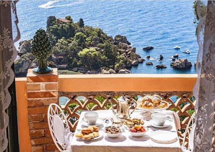 B&B La Bergerie Taormina Buitenkant foto